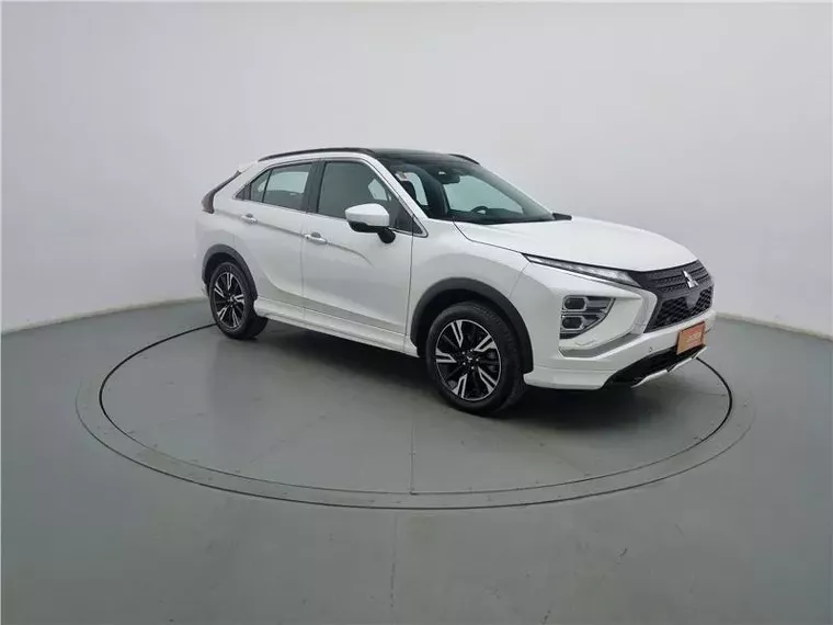 Mitsubishi Eclipse Cross Branco 2