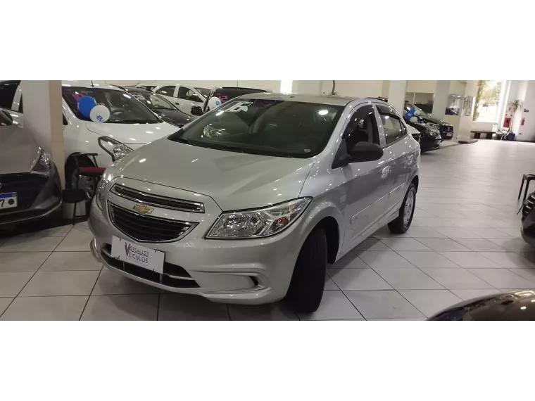 Chevrolet Onix Prata 10