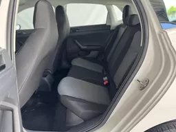 Volkswagen Polo Hatch
