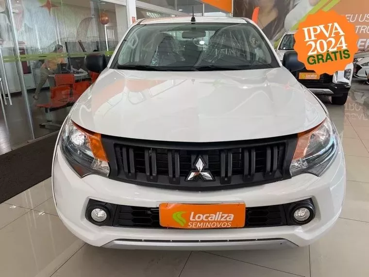 Mitsubishi L200 Triton Branco 7