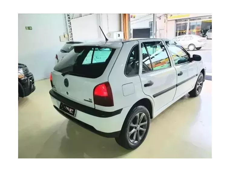 Volkswagen Gol Branco 2