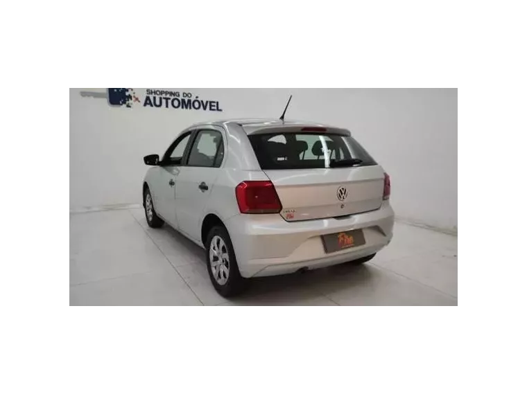 Volkswagen Gol Prata 10