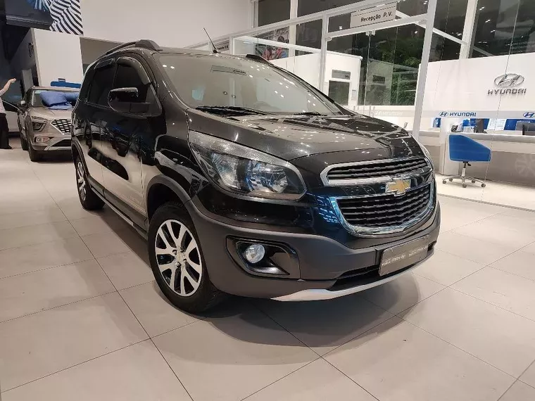 Chevrolet Spin Preto 11