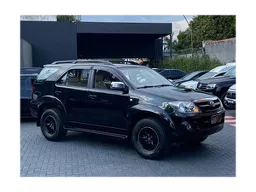 Toyota Hilux SW4
