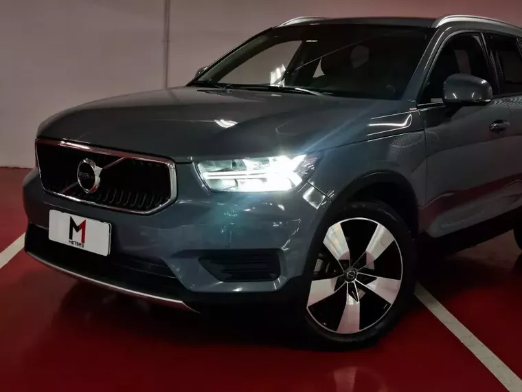 Volvo XC40 Cinza 10