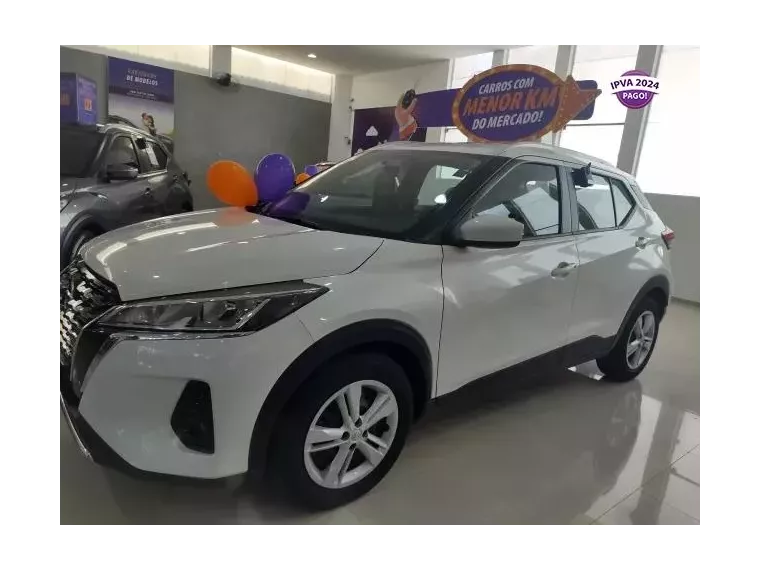 Nissan Kicks Branco 4