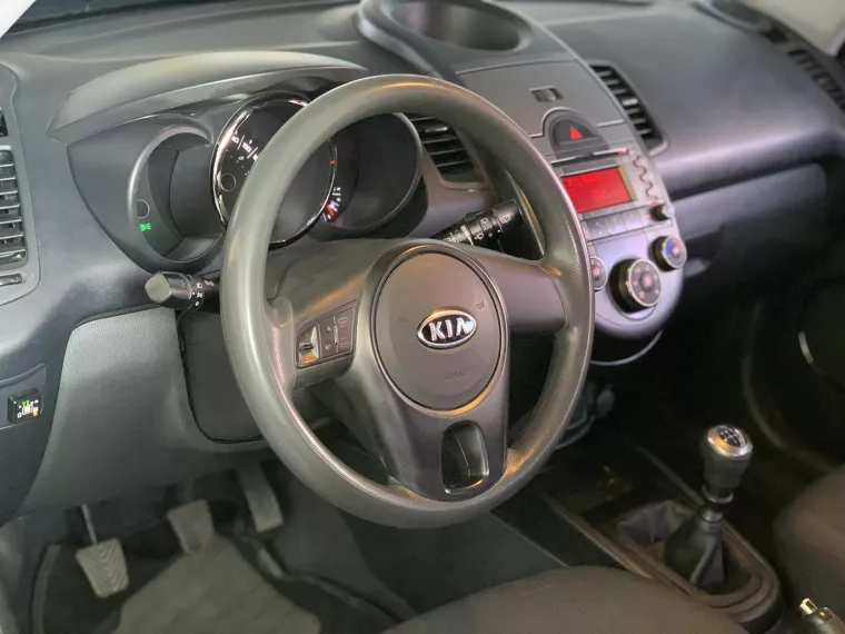 KIA Soul Preto 7