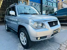 Mitsubishi Pajero TR4