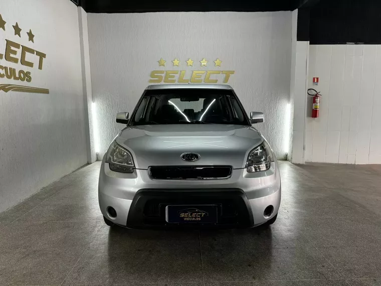 KIA Soul Prata 6