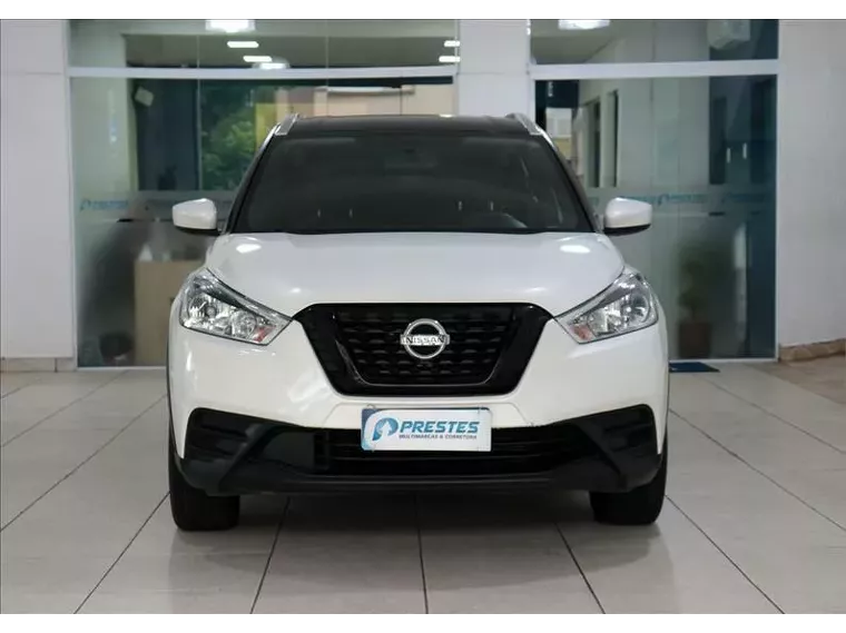 Nissan Kicks Branco 2