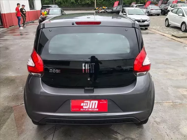 Fiat Mobi Preto 8