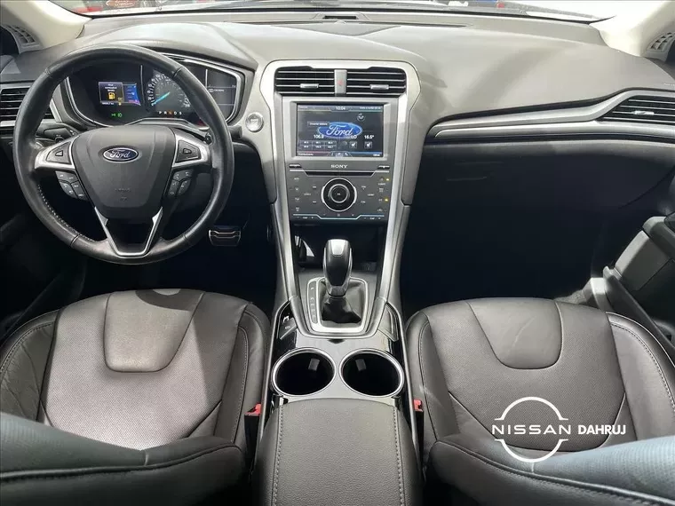 Ford Fusion Prata 15