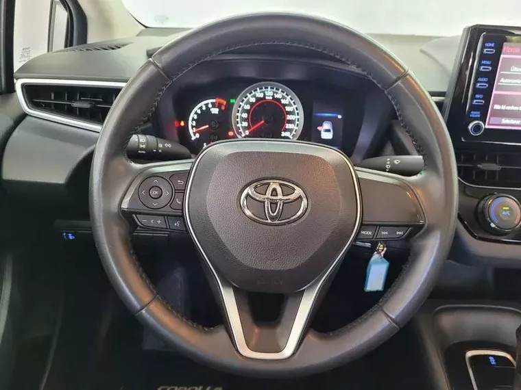 Toyota Corolla Prata 7