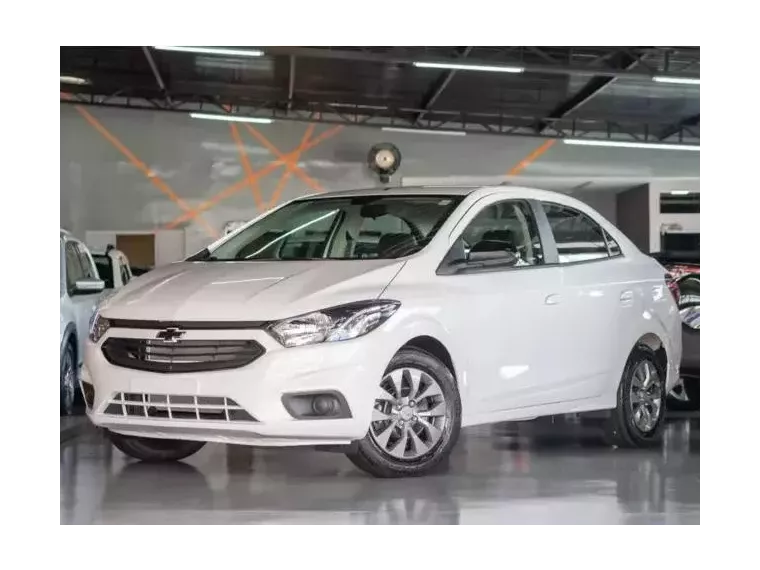 Chevrolet Onix Branco 1