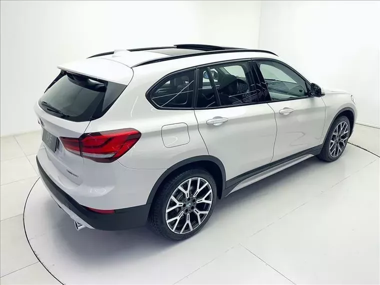 BMW X1 Branco 2