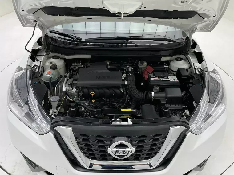 Nissan Kicks Branco 10