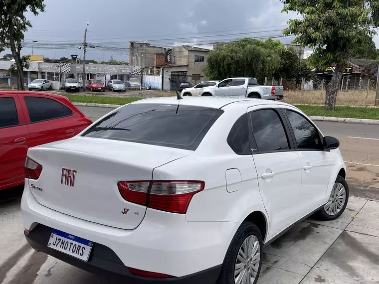 Fiat Grand Siena Branco 10