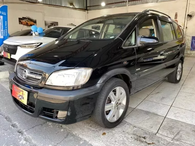 Chevrolet Zafira Preto 3