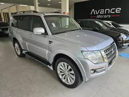 Mitsubishi Pajero Full