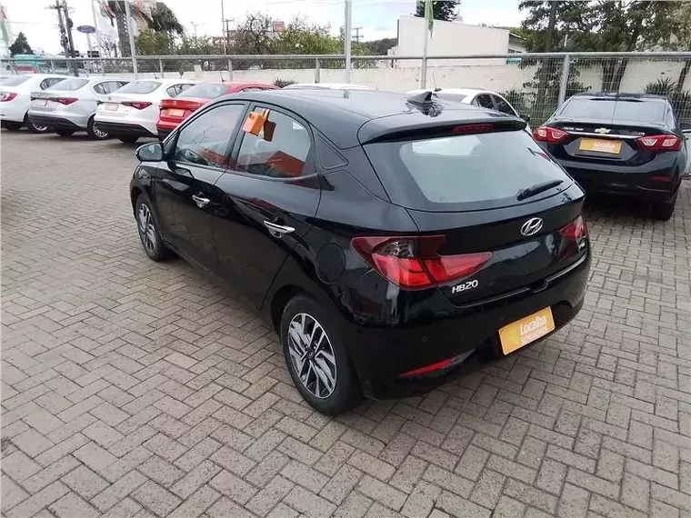 Hyundai HB20 Preto 12