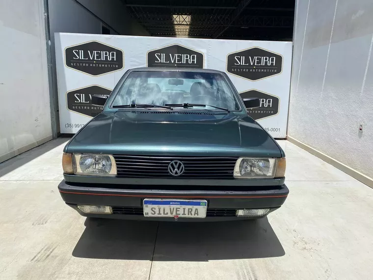 Volkswagen Gol Verde 2