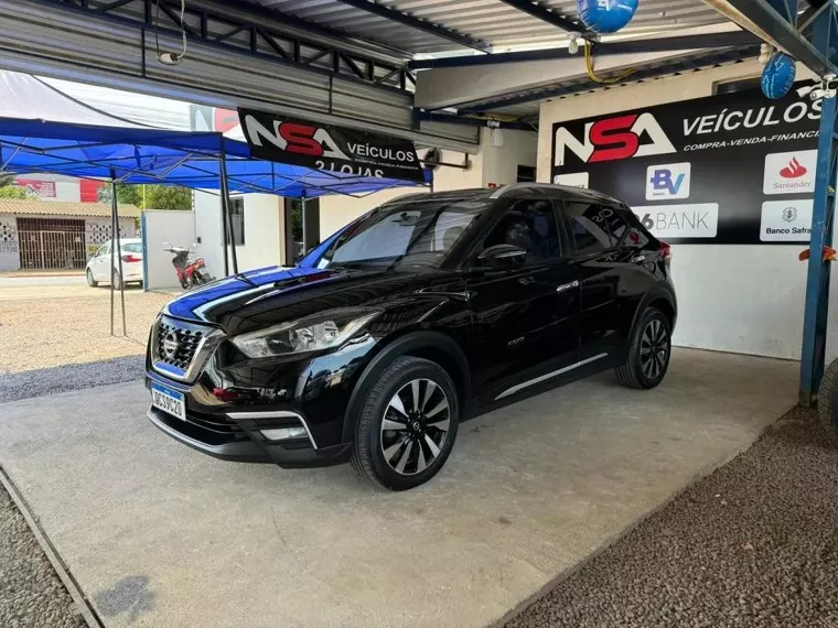 Nissan Kicks Preto 1