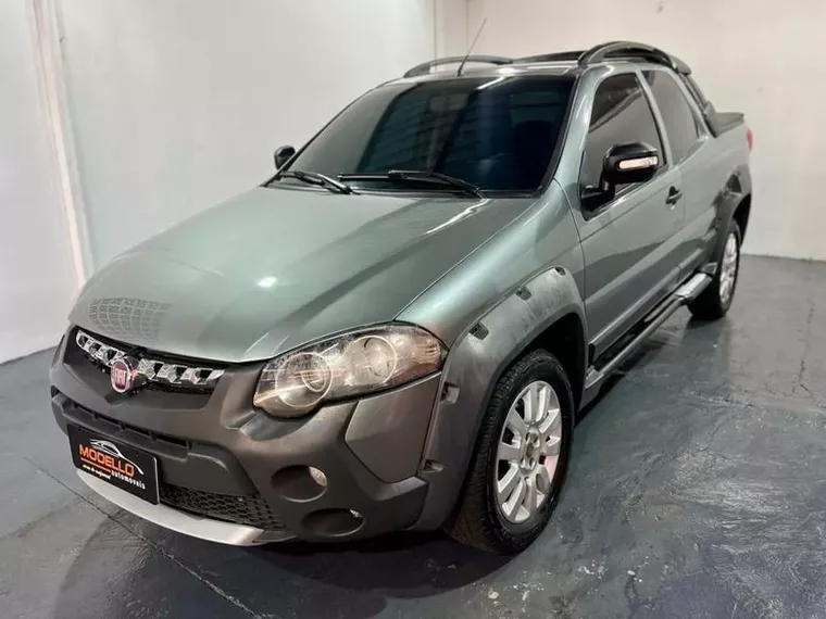 Fiat Strada Cinza 16