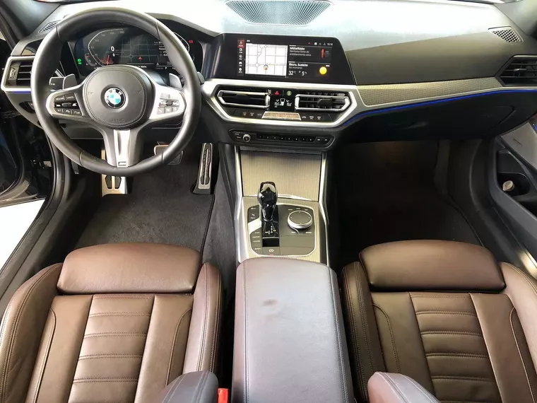 BMW 320i Preto 10