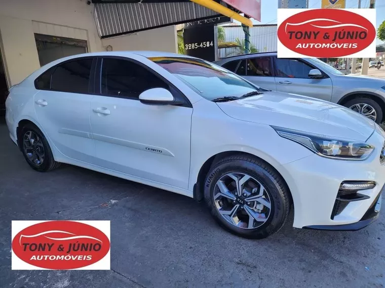 KIA Cerato Branco 2