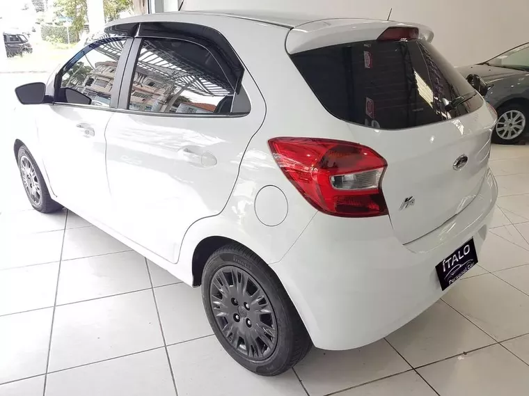 Ford KA Branco 10