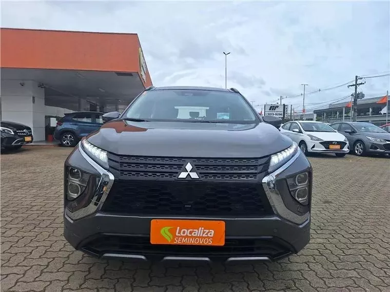 Mitsubishi Eclipse Cross Cinza 4