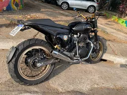CB 400