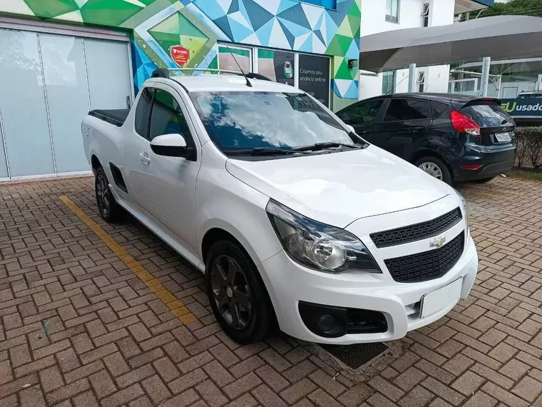 Chevrolet Montana Branco 1