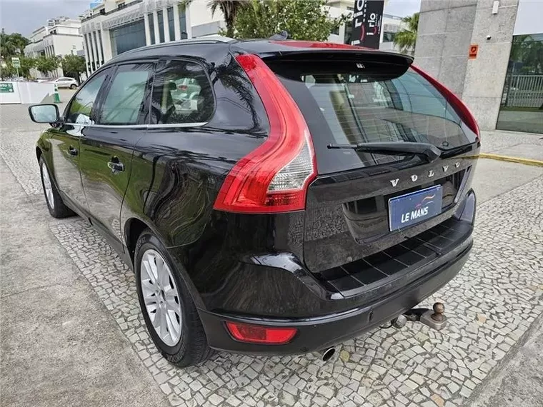 Volvo XC60 Preto 11