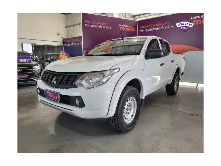 Mitsubishi L200 Branco 1