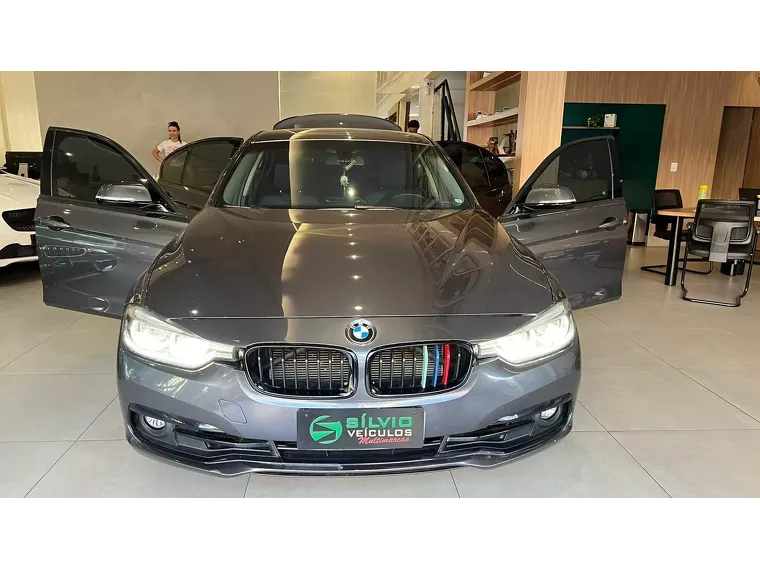 BMW 320i Cinza 20