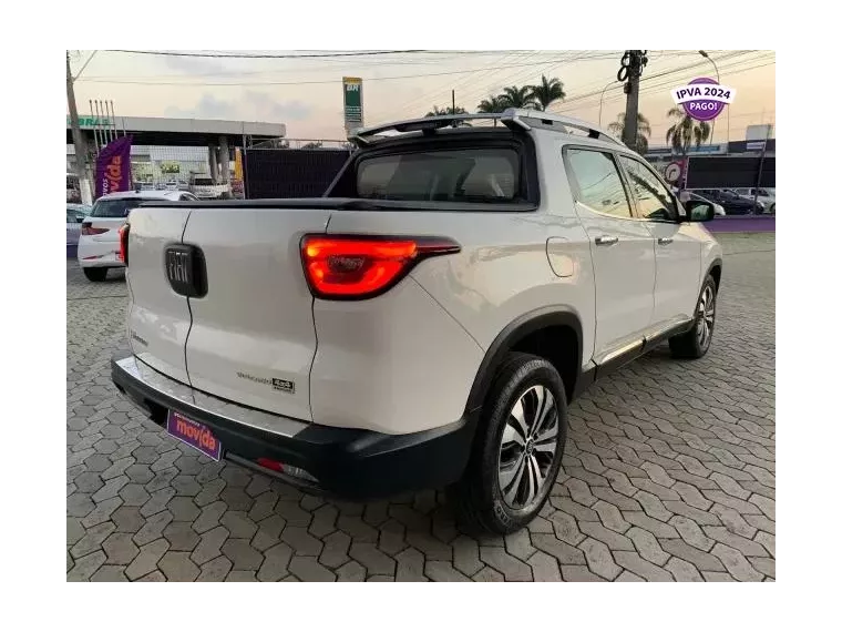 Fiat Toro Branco 10