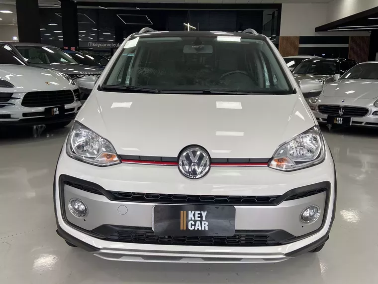 Volkswagen UP Branco 4