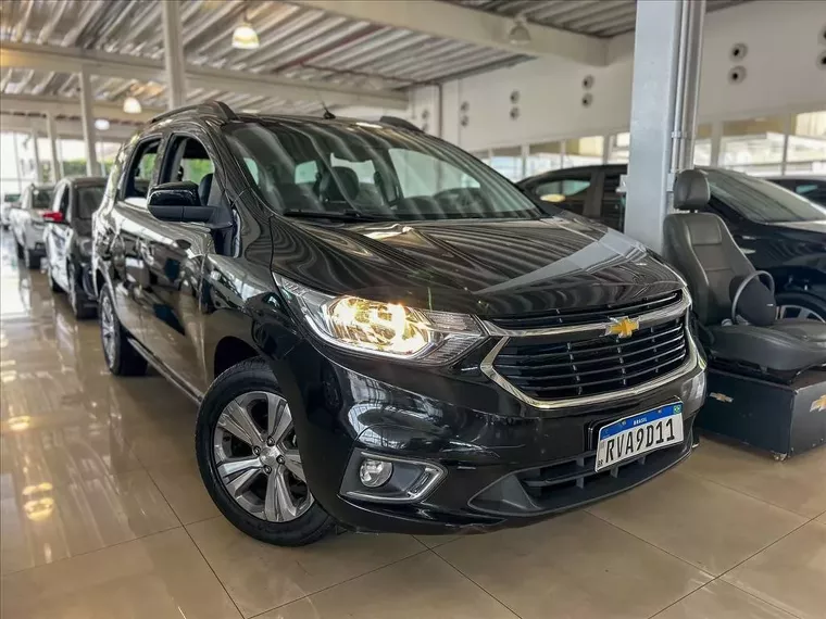 Chevrolet Spin Preto 14