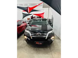 Hilux SW4