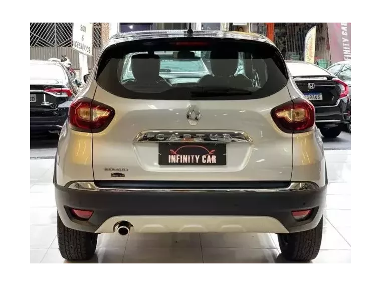 Renault Captur Prata 7