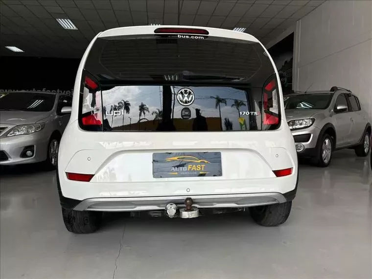 Volkswagen UP Branco 5