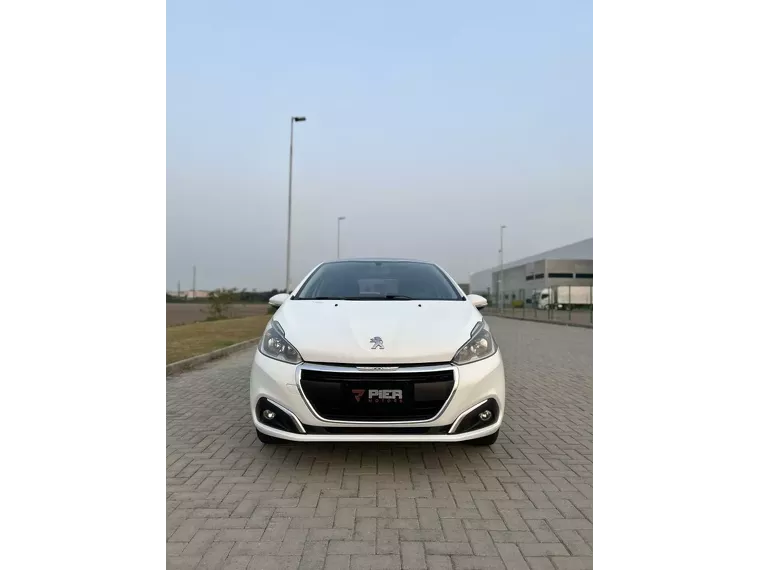 Peugeot 208 Branco 2