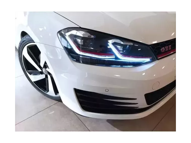 Volkswagen Golf Branco 9