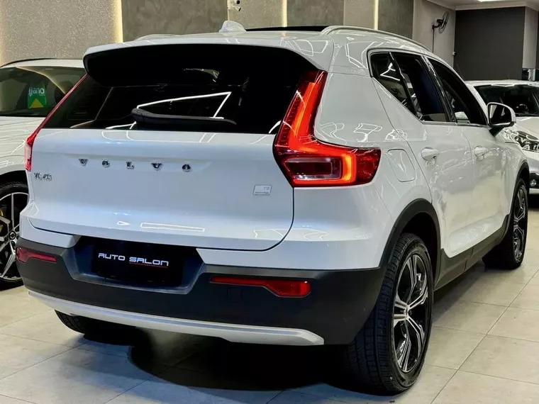 Volvo XC40 Branco 4