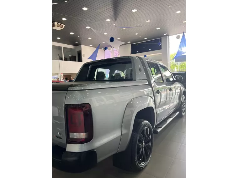 Volkswagen Amarok Prata 7