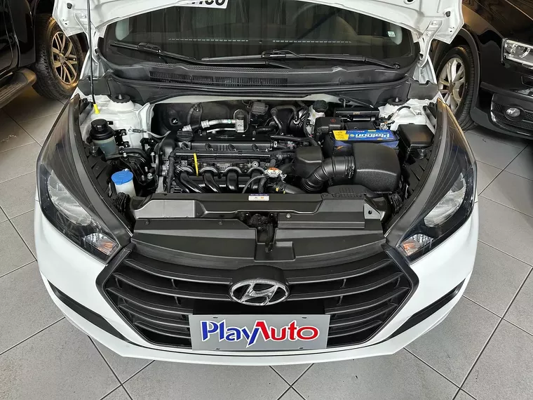 Hyundai HB20 Branco 11