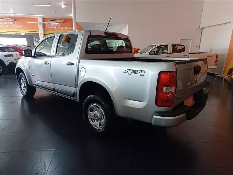 Chevrolet S10 Prata 2