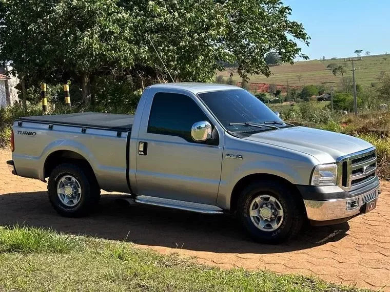 Ford F-250 Prata 2