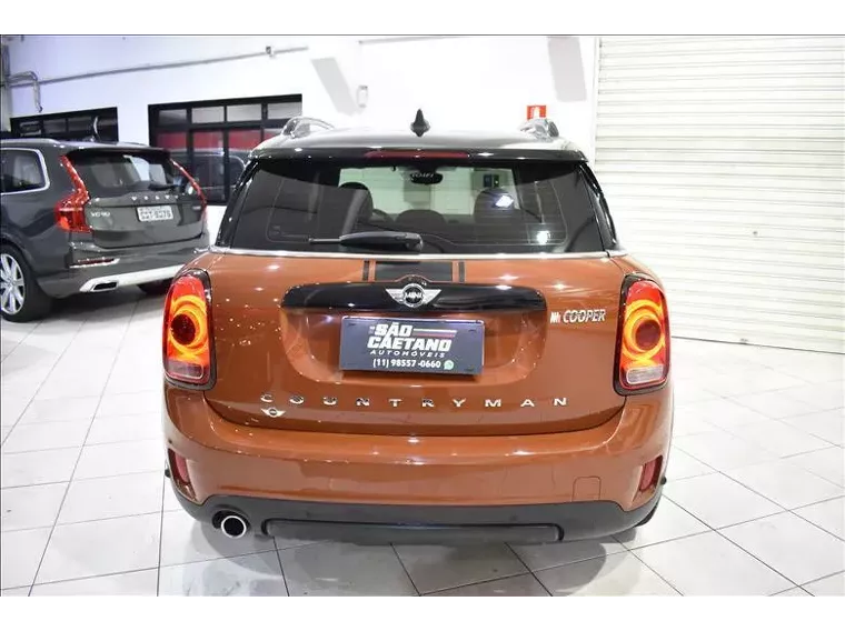 Mini Countryman Marrom 11